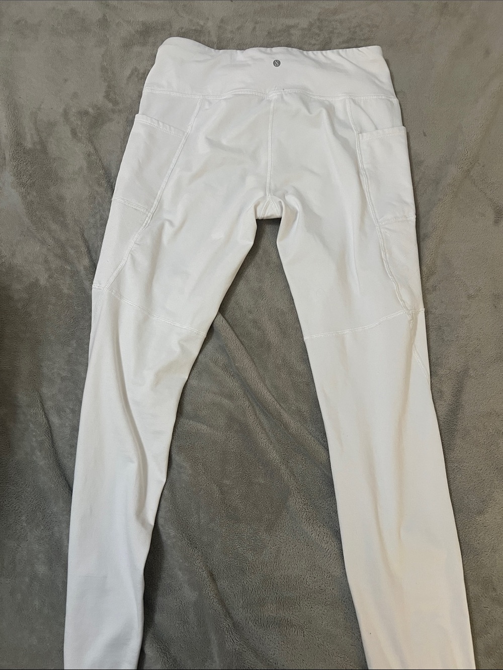 White Active Leggings with Side Pockets